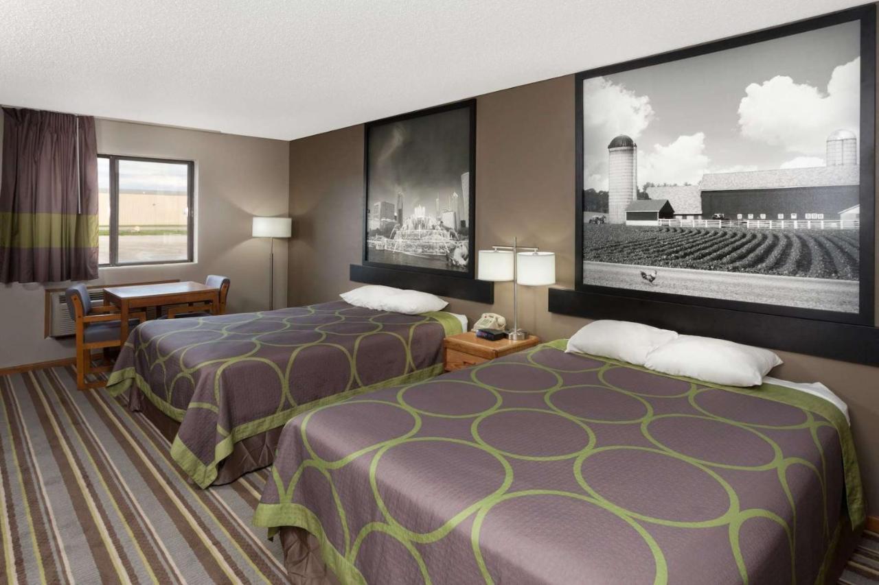 Super 8 By Wyndham Watseka Hotel ภายนอก รูปภาพ