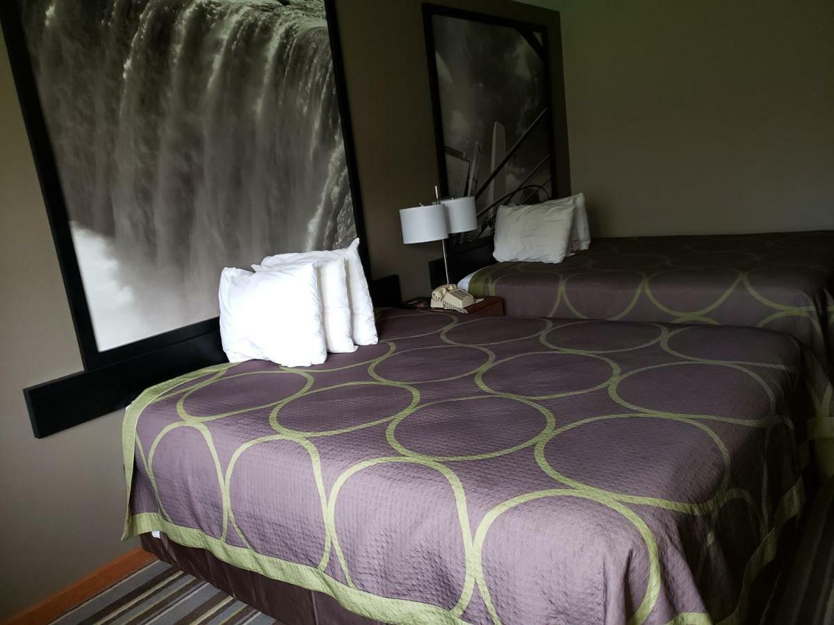 Super 8 By Wyndham Watseka Hotel ภายนอก รูปภาพ