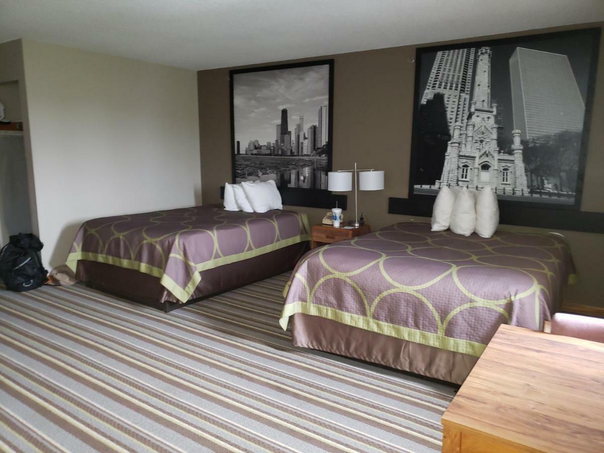 Super 8 By Wyndham Watseka Hotel ภายนอก รูปภาพ